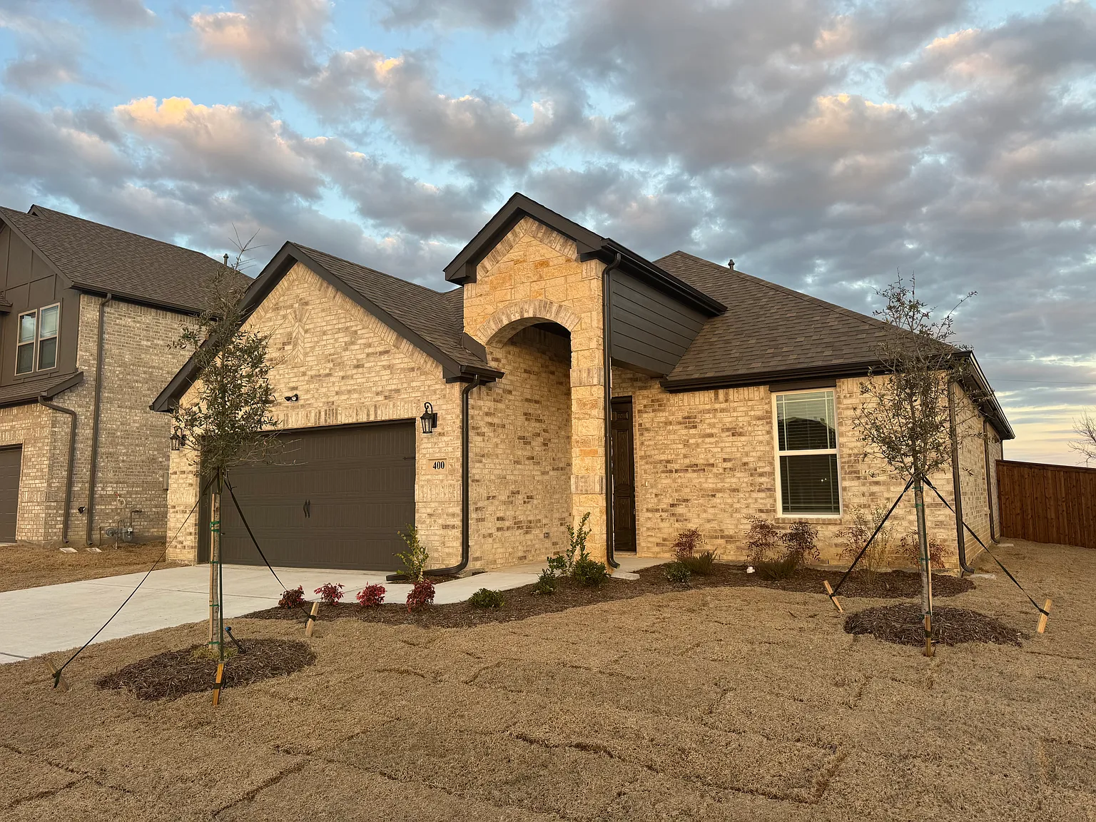 4 bed, 2029 sqft, $2,550 — Photo 2