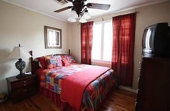 1st image of 505 Metairie Lawn Dr