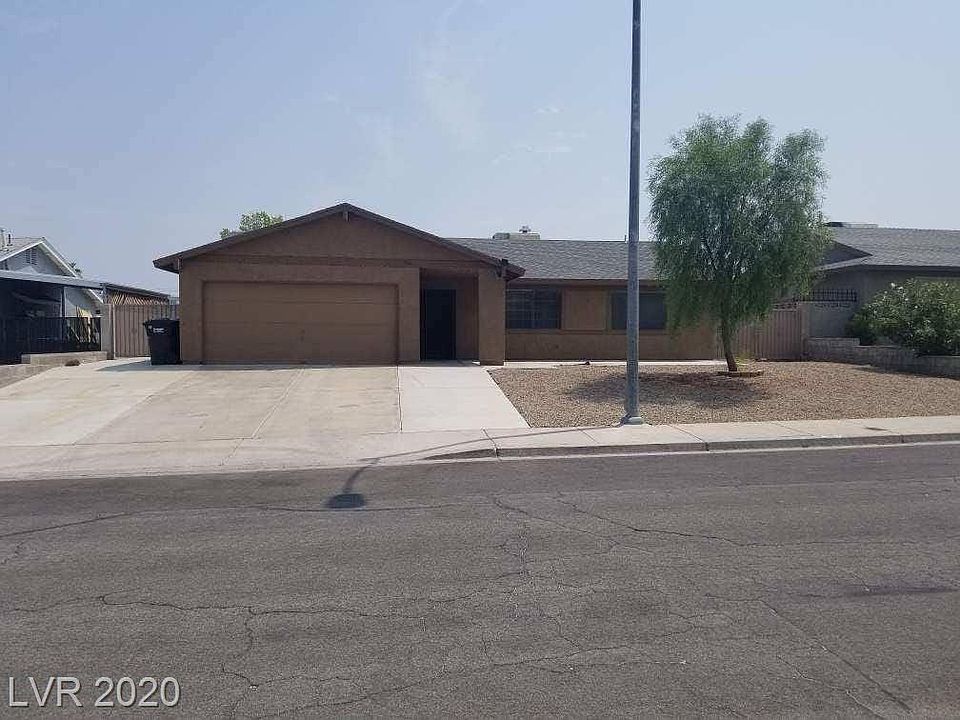 1st image of 733 Brick Dr