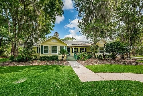1st image of 601 Lora Ln