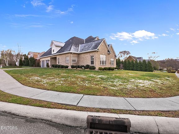 3rd image of 2514 Penn Marydel Way