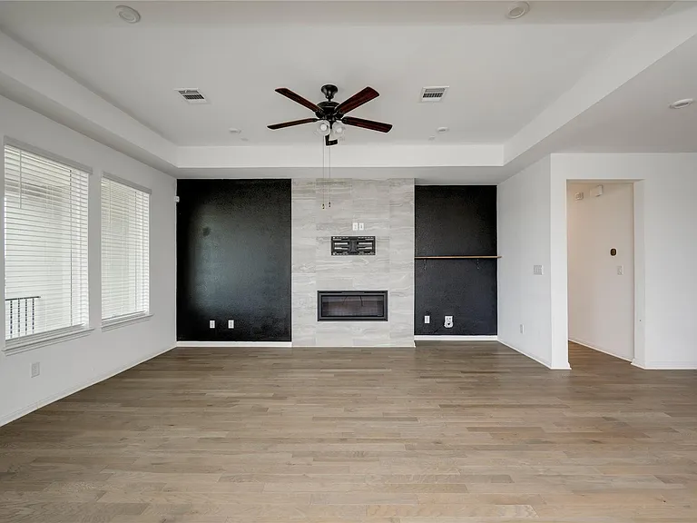 4509 Lucabella Ln — Photo 3