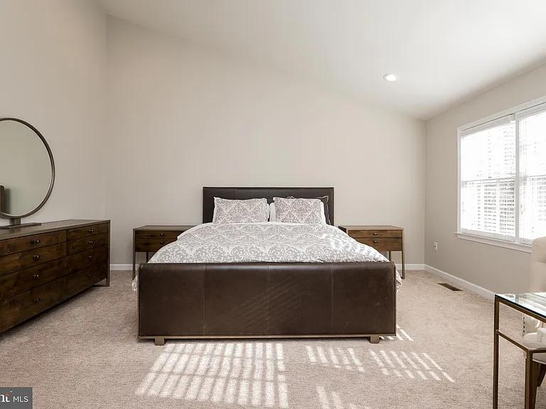 5920 Maplewood Park Pl — Photo 32