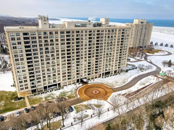 1 Lake Shore Blvd Suite 604, Bratenahl, OH 44108