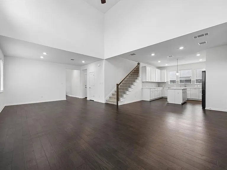 6407 Rounded Pebble Ln — Photo 5