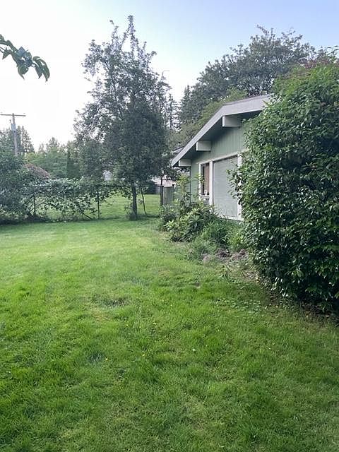 1st image of 18538 61st Pl NE