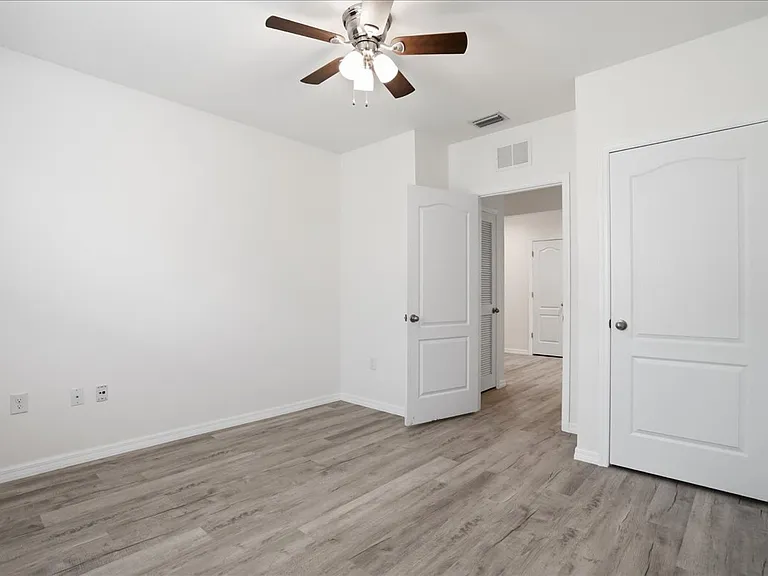 15769 High Bell Pl — Photo 44