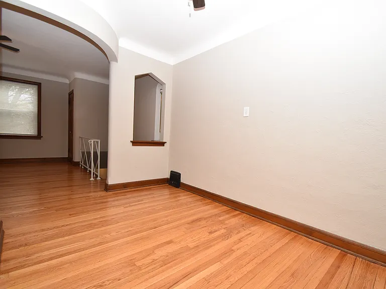 6360 Bancroft Ave #1 — Photo 7