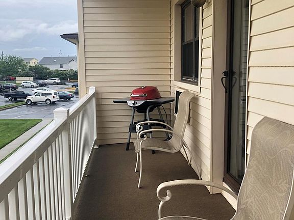 4th image of 164 Wharfside Dr #720