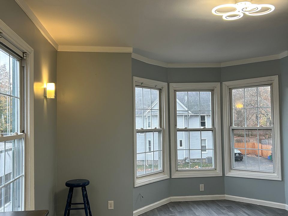 1st image of 4 Colonial Ave APT C