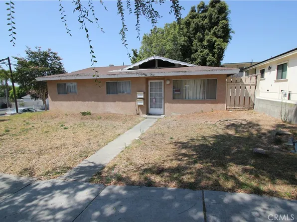2251 E 20th St, Signal Hill, CA 90755