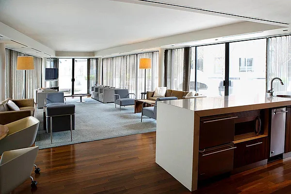 Rented by Evans Real Estate | media 13