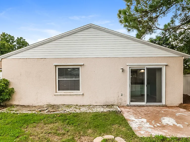 3575 Chinaberry Ln — Photo 16