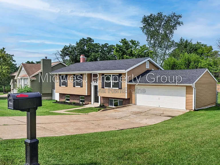 13 S Perry Cir — Photo 3