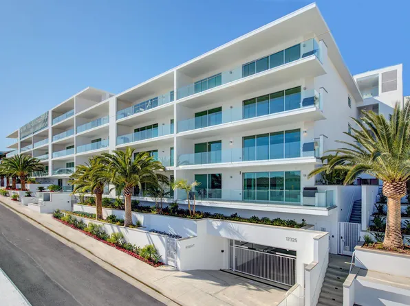 Sea View Villas, 17325 Castellammare Dr, Pacific Palisades, CA 90272