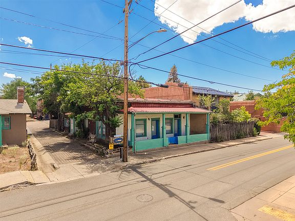 2nd image of 602 Agua Fria St