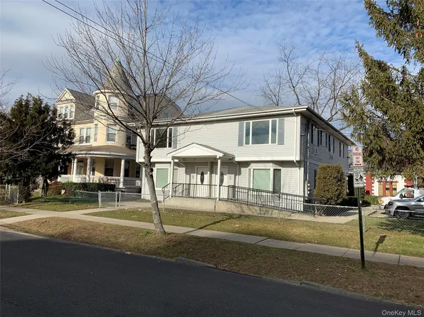 87 Sickles Avenue, New Rochelle, NY 10801