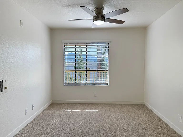 Pebblecreek Apartments — Photo 20