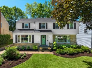 22450 Rye Rd, Shaker Heights, OH 44122