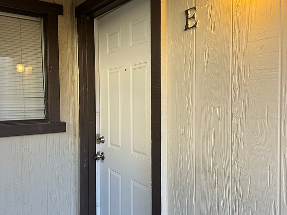 5th image of 3339 La Canada Dr APT E