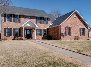 917 E Valley View Rd, Republic, MO 65738