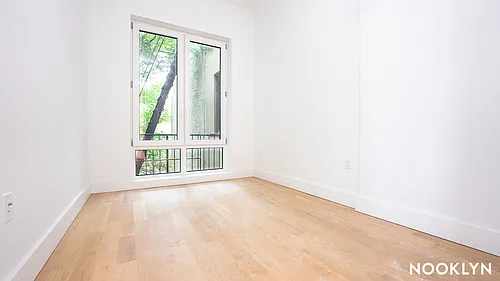 987 Bedford Ave #4F Photo 1 987 Bedford Ave #4F Photo 1