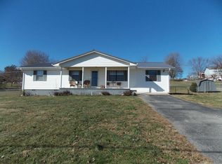 463 Oak Grove Rd, Madisonville, TN 37354
