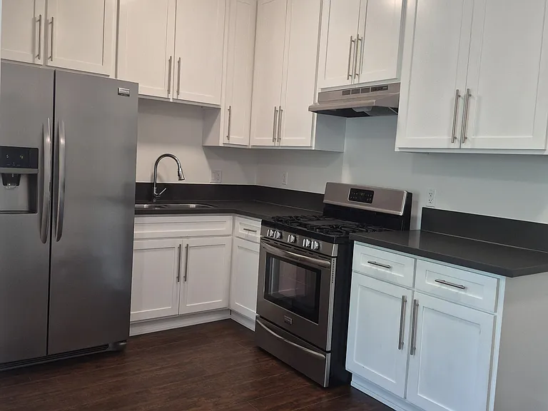 5957 Barton Ave #204 — Photo 3