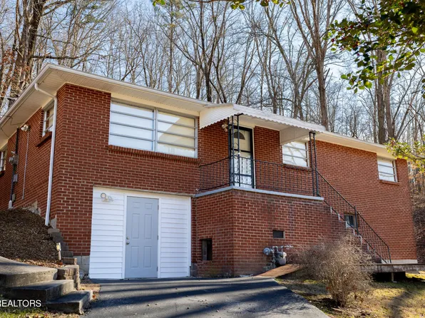 1927 Ruritan Rd, Harriman, TN 37748