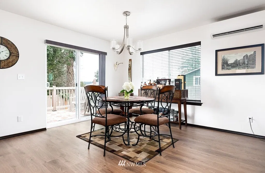 3 bed, 1775 sqft, $2,800 — Photo 4