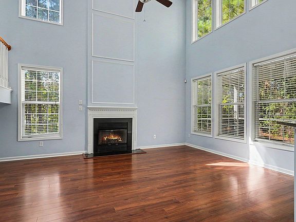 2nd image of 161 Abcaw Blvd.