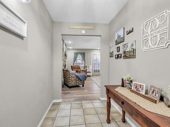 4th image of 27985 Masada Lane