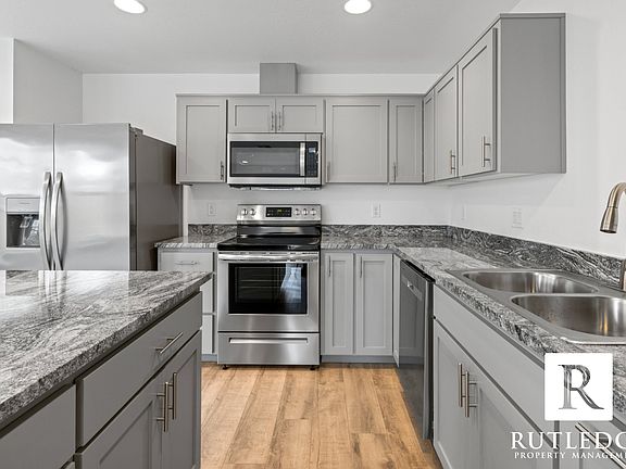 5th image of 363 Lozier Ln