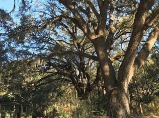 14 Paul Heyward Rd, Beaufort, SC 29907