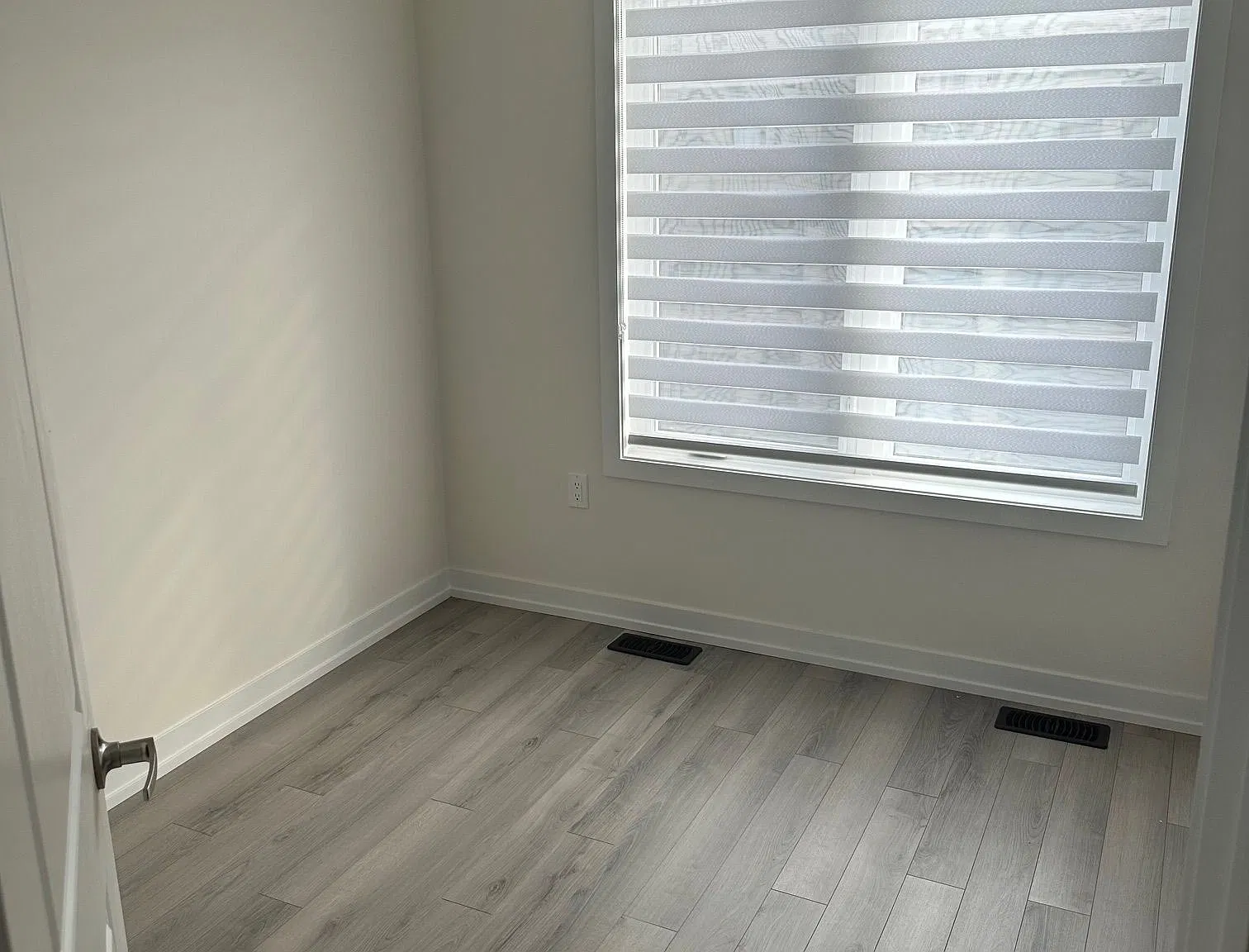 3 bed, $3,200 — Photo 3