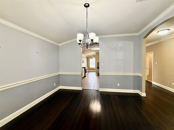 4th image of 12820 Waynespur Ln