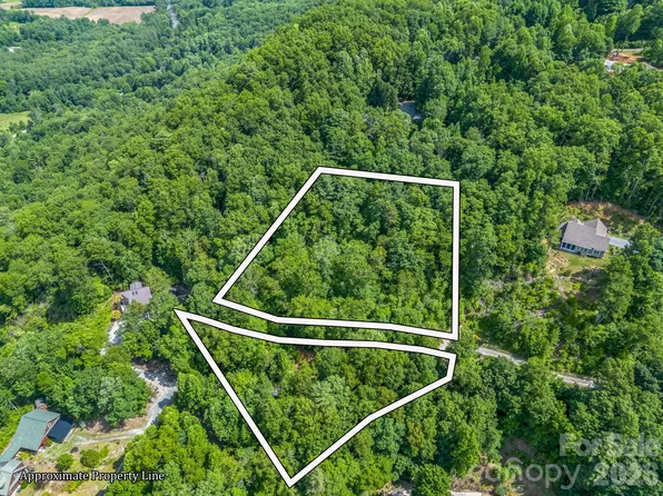 263 Parkway View Ln, Penrose, NC 28766