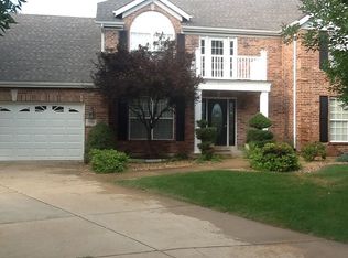 758 Hawk Run Dr, O'Fallon, MO 63368