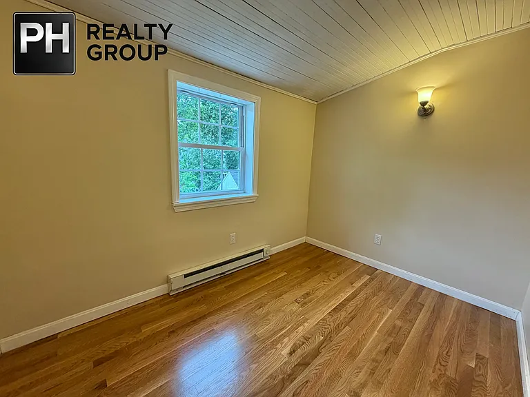 63 Newell Rd — Photo 17