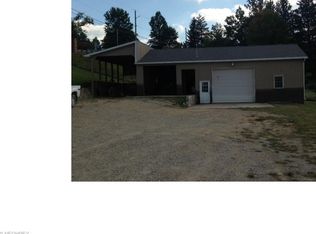 62090 Barnesville Hendrysburg Rd, Barnesville, OH 43713