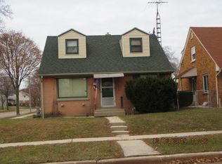 2577 S 62nd St, Milwaukee, WI 53219