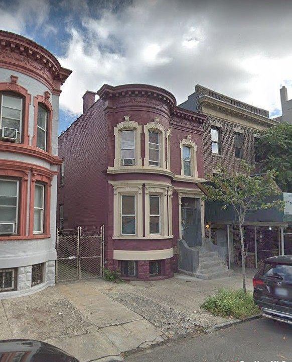 2nd image of 845 Crotona Park N