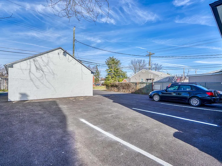 6722 Brentwood Ave #1B — Photo 20