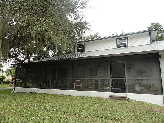4th image of 17415 Harris Ave