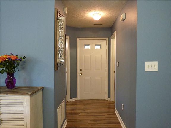 4th image of 8653 Coralberry Ln
