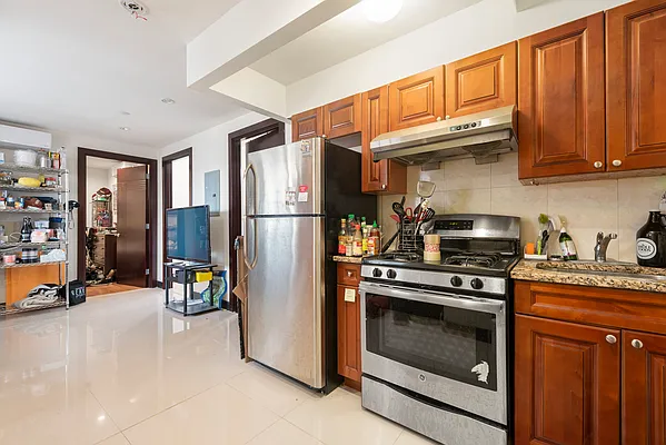 Rented by Douglas Elliman | media 11