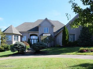 12031 Hunting Crest Dr, Prospect, KY 40059