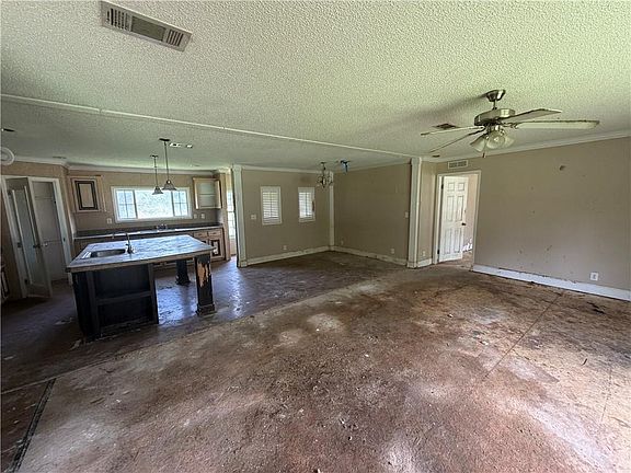 3rd image of 10695 Dunmark Rd