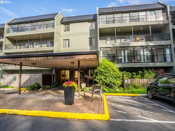 45 Eagle Crest Dr APT 311, Lake Oswego, OR 97035