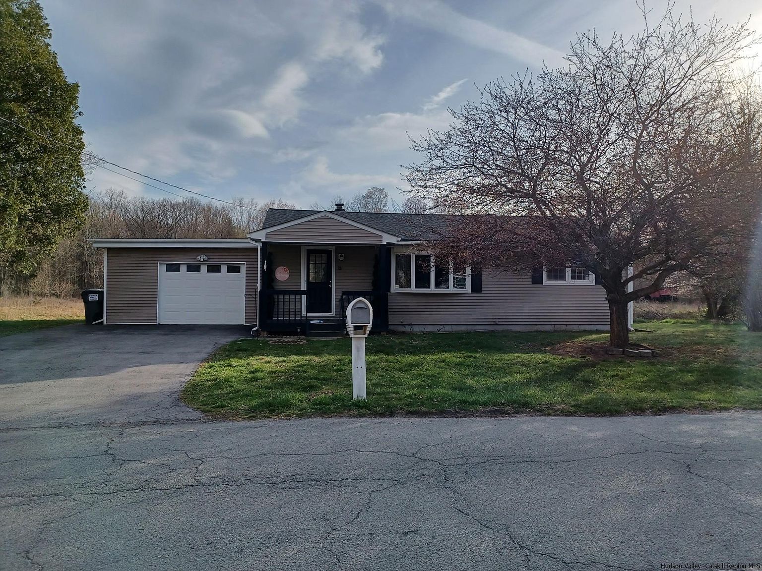 25 Berry Lane, Circleville, NY 10919 Zillow
